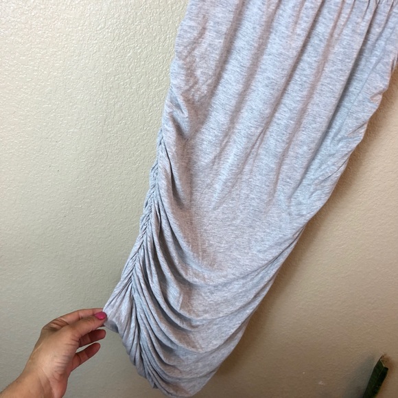 🛍 Side Ruched Summer & Sage Gray Skirt - Picture 2 of 5